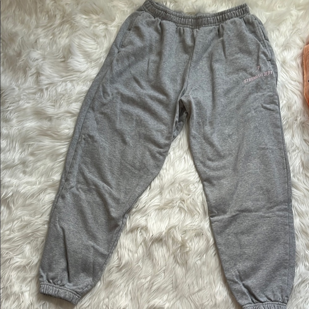 Gymshark Gray Sweatpants Tapered Fit